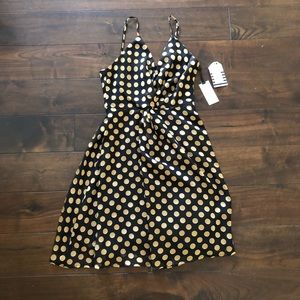 ASTR THE LABEL black and gold dress